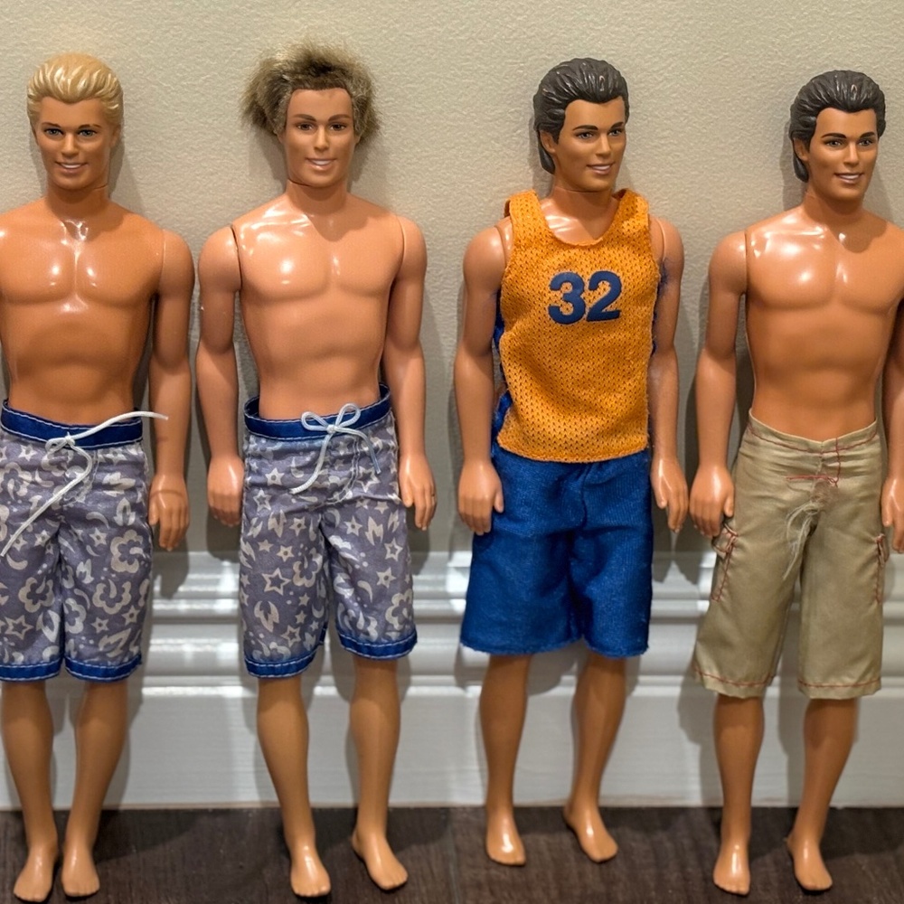Set of 4 Vintage Ken Dolls